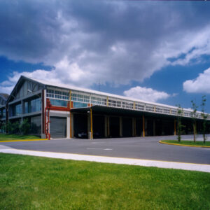 Centro de distribucion DHL Mataderos