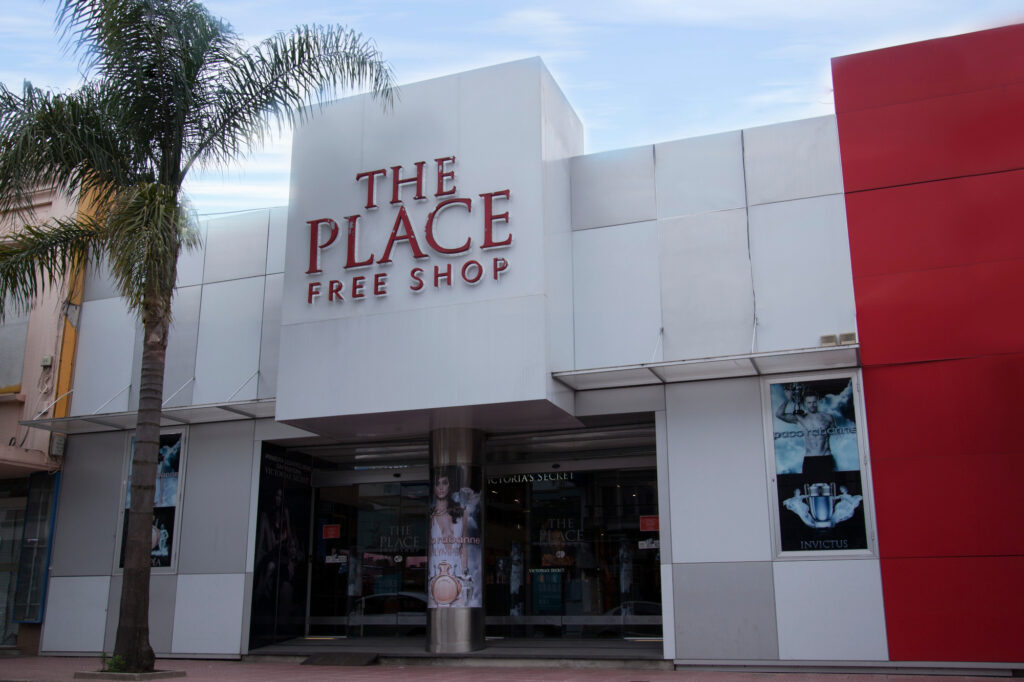 FREE SHOP THE PLACE